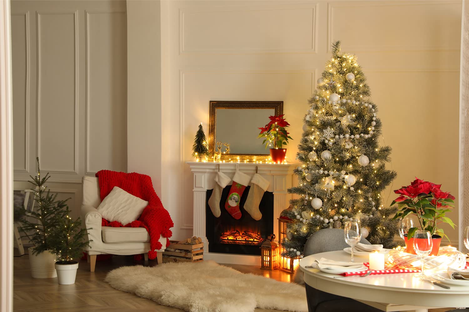 Caroline's Treasures SC9423-CS Shih Tzu Christmas Stocking - Red & Green Snowflake Holiday Decor for Fireplace, Xmas Party & Family Gatherings | Perfect for Christmas Decorations, Gift Giving & Festive Home Styling