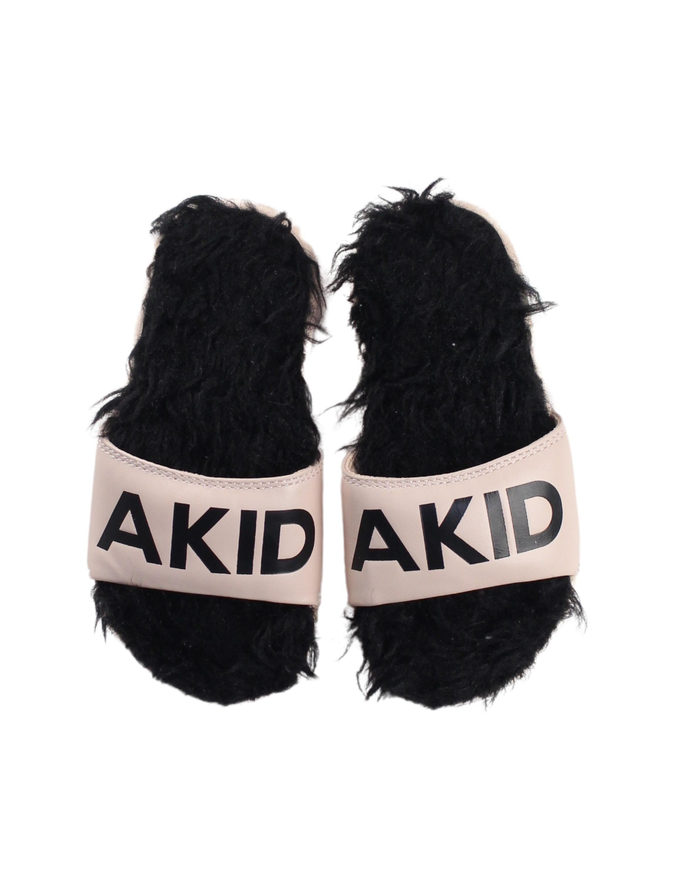 AKID Soft Comfortable Slippers for Women & Men - EU Size 29 - Cozy Indoor & Outdoor House Shoes for Relaxing at Home, Walking, or Lounging