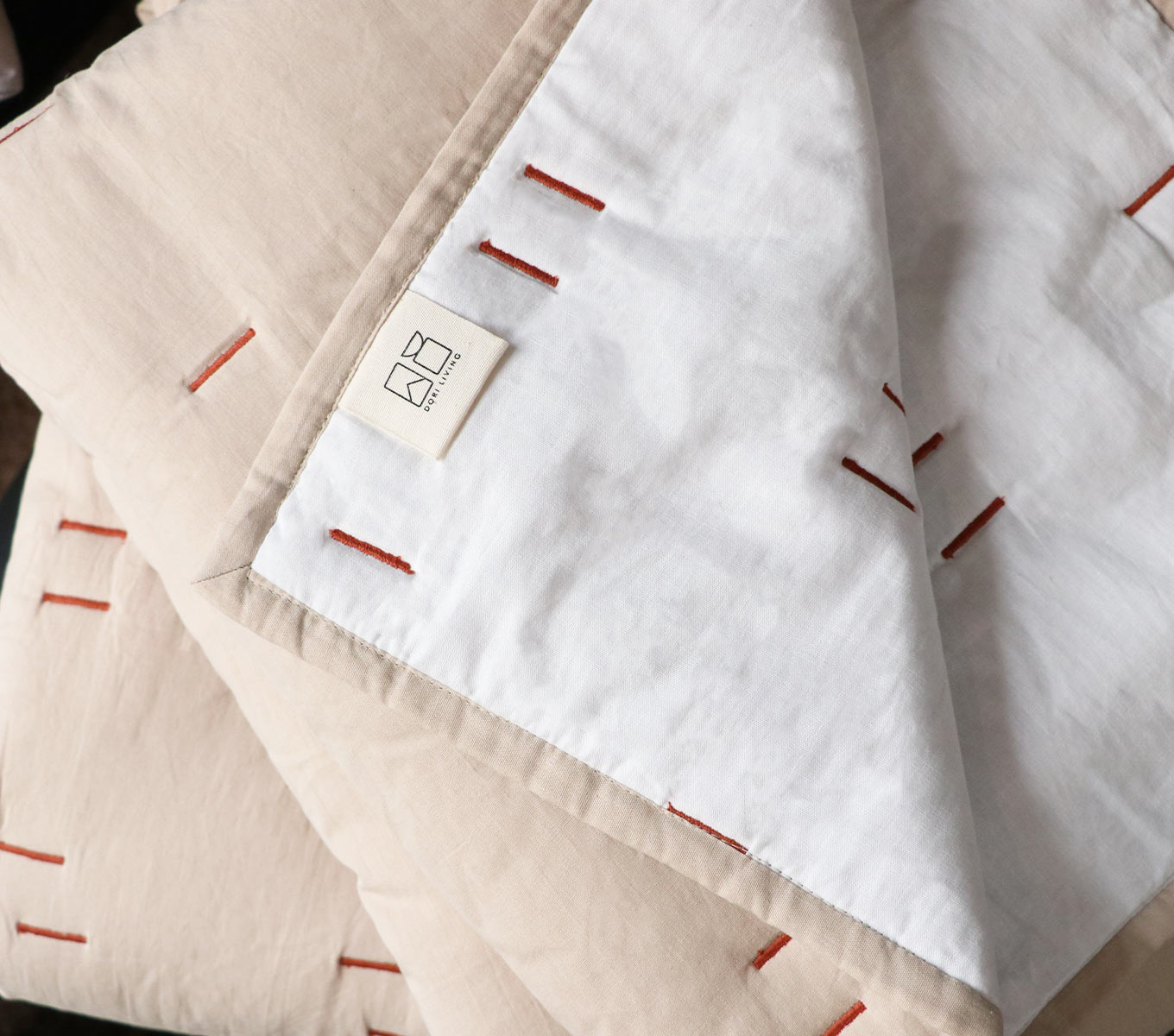Slumber Quilt - Ultra Soft & Lightweight All-Season Bed Quilt for Cozy Sleep - Perfect for Bedroom, Guest Room & Dorm Room Comfort