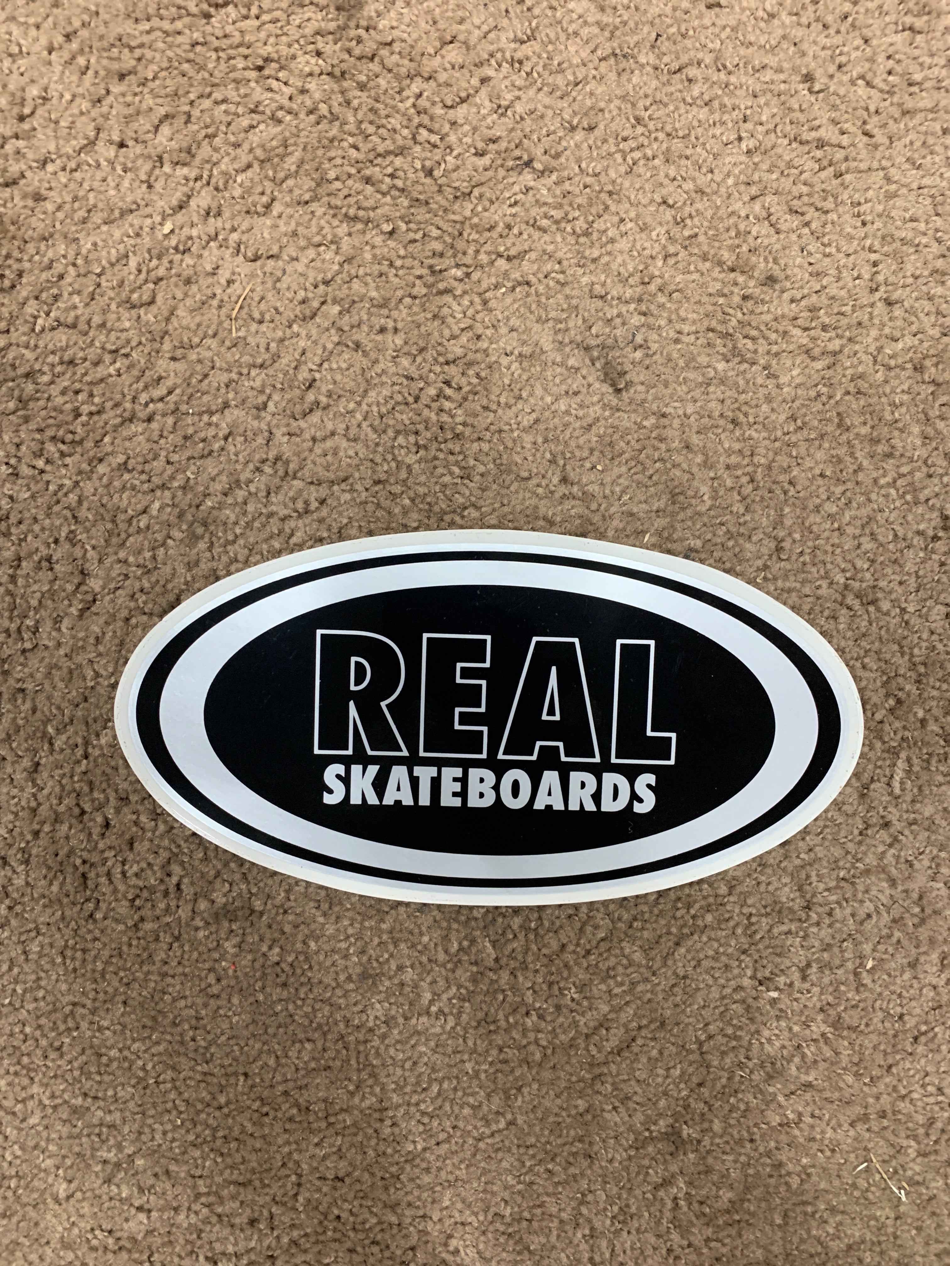 Vintage Real Skateboards Oval Decal Sticker - Classic Retro Skateboard Decoration for Decks, Helmets & Laptops - Perfect for Skateboarders & Streetwear Enthusiasts