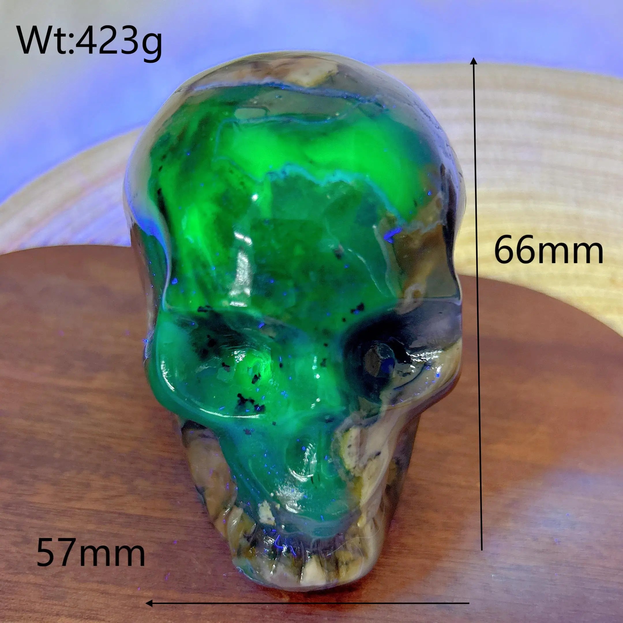 Natural Volcanic Agate Skull Carving with UV Light Effect - Green Flashy Healing Crystal for Energy, Home Decor & Spiritual Gifts | Perfect for Meditation, Feng Shui & Unique Gift Giving