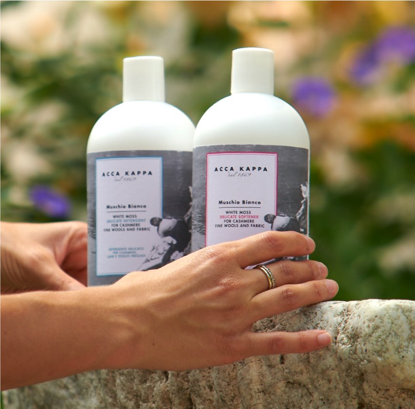 Premium White Moss Scent Fabric Softener - Gentle on Clothes, Long-Lasting Freshness | Ideal for Laundry, Baby Clothes & Sensitive Skin
