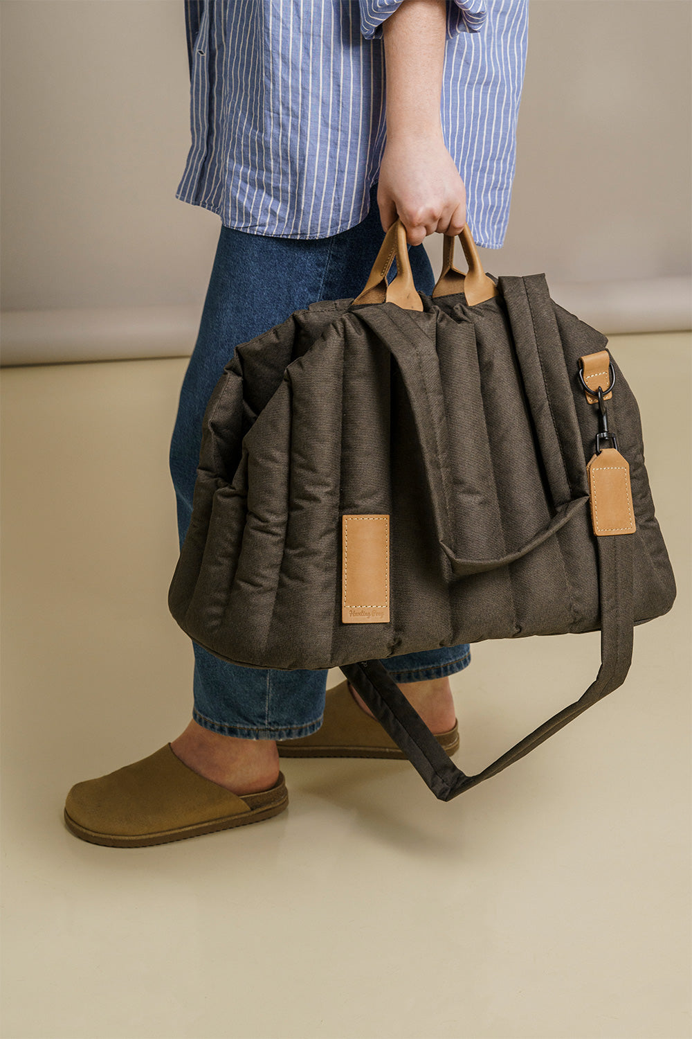 Premium Brown Leather Pony Bag - Stylish & Durable Equestrian Tote for Horse Riding, Travel & Everyday Use