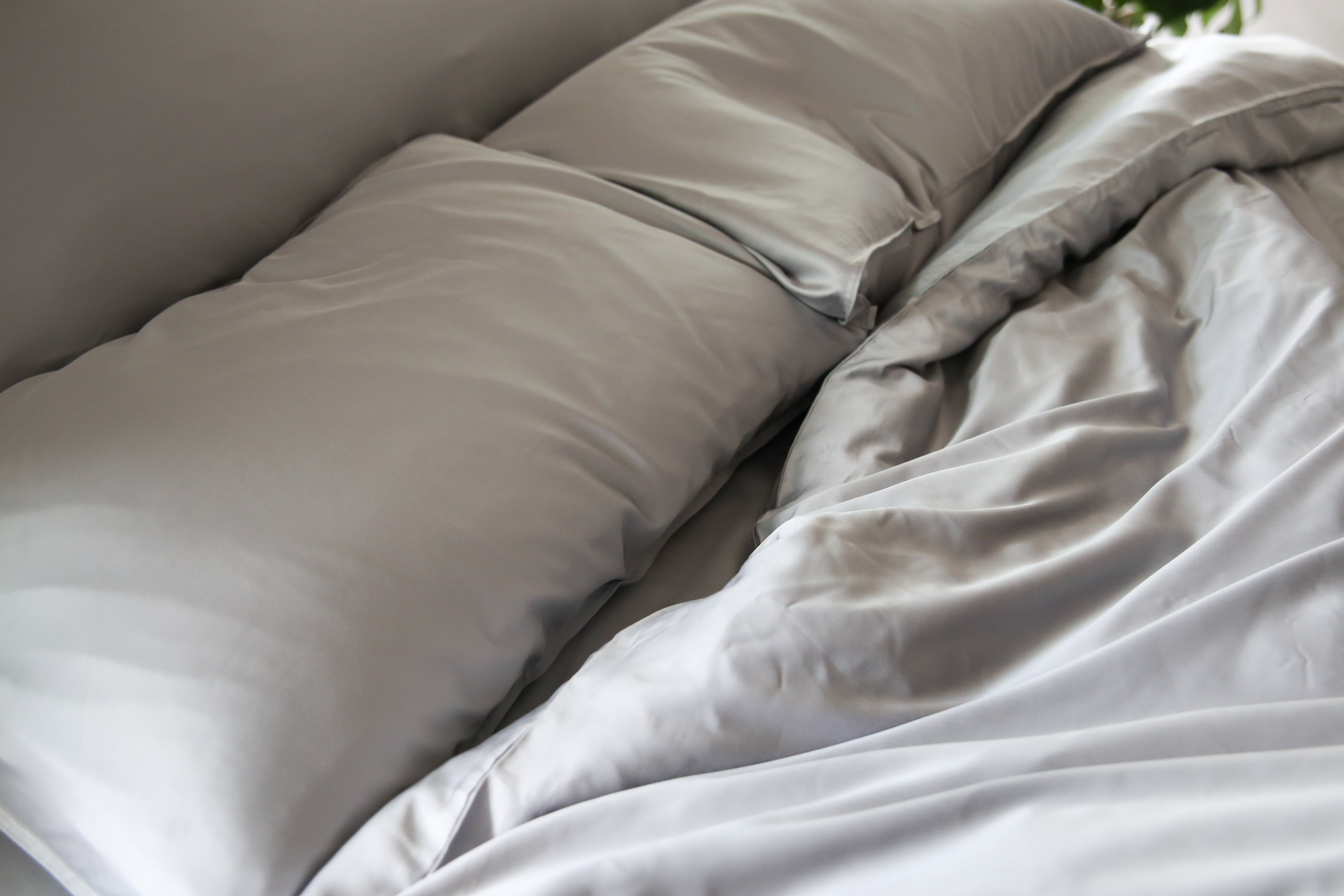 Premium Copper Infused Bamboo Sheet Set - Antimicrobial, Cooling & Breathable Bedding - Queen Size 4-Piece Set for Hot Sleepers & Allergy Relief - Perfect for Summer Nights & Sensitive Skin