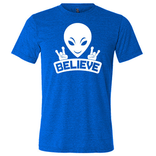 Alien Believe T-Shirt - Unisex UFO Graphic Tee for Men & Women - Perfect for Casual Wear, Sci-Fi Fans & Gift Giving