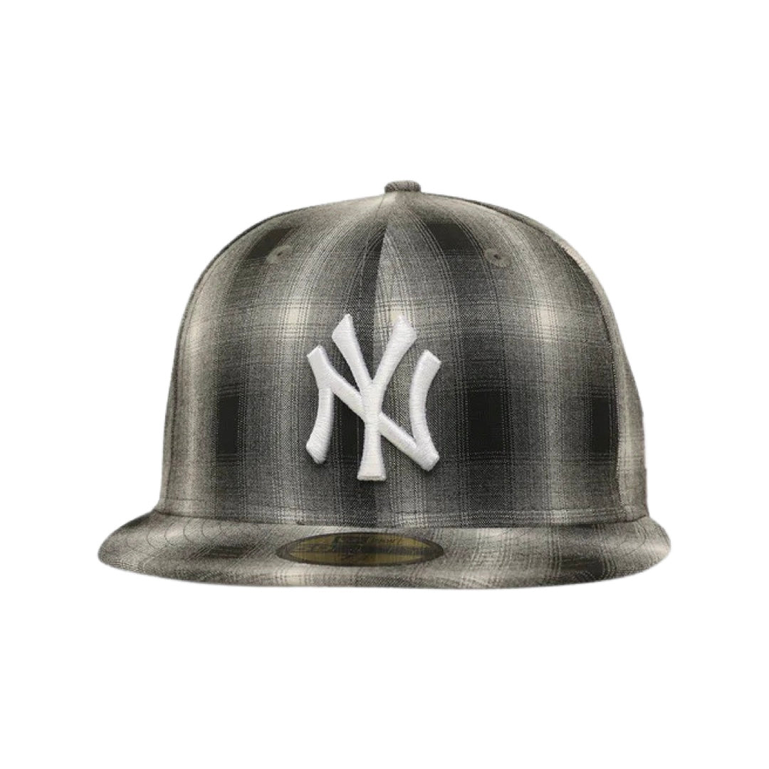 New Era 59Fifty New York Yankees Black & White Plaid Baseball Cap - Official MLB Licensed Snapback for Men & Women, Perfect for Games, Streetwear & Fan Collections