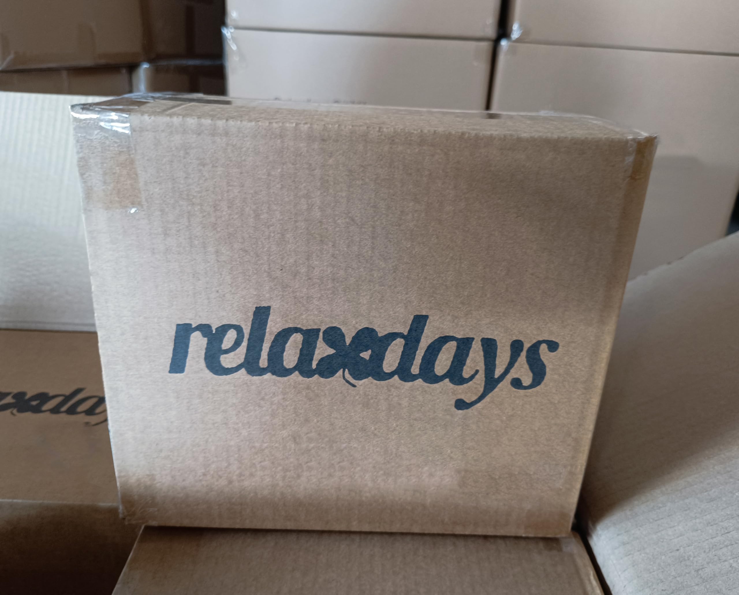 Relaxdays Blackout Thermal Blind with Holder - No Drill Heat Protection Window Shade, Chain Hoist & Klemmfix System, 90x210 cm - Perfect for Bedrooms, Home Theater & Sun Protection