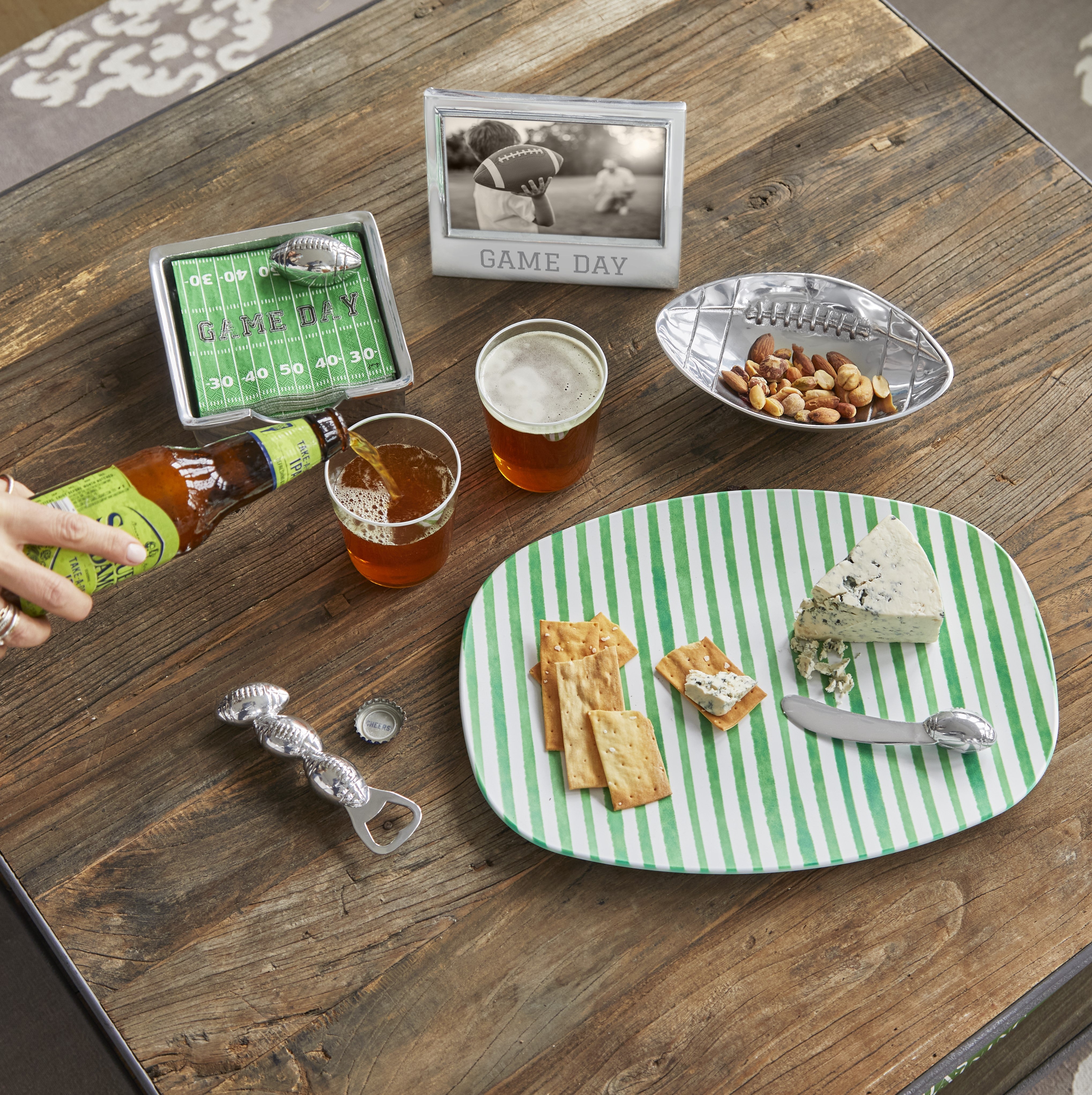 Elegant Dark Green Striped Serving Platter - Perfect for Dinner Parties, Holiday Gatherings & Home Decor