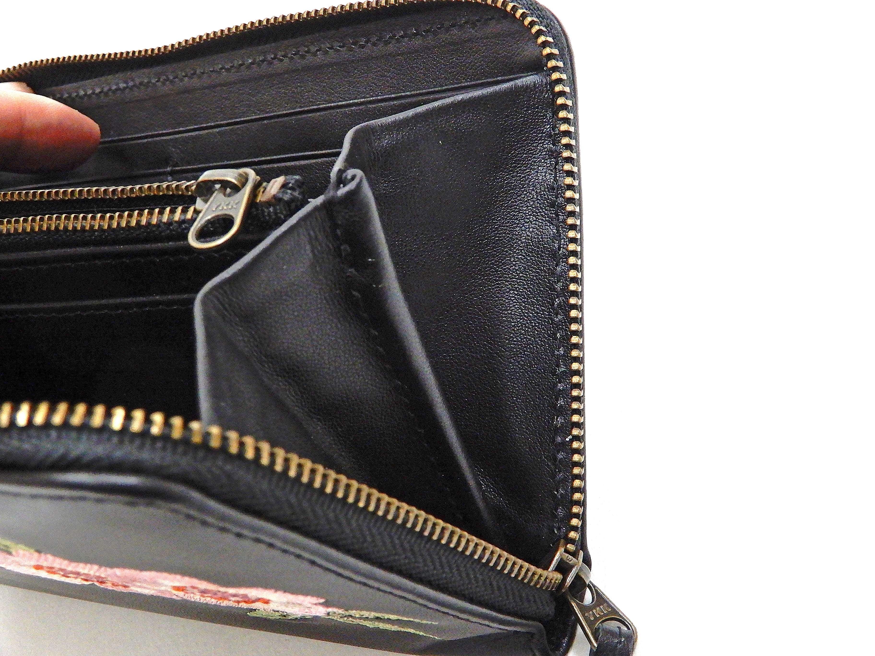 Script Hanatabi Gakudan Men's Casual Embroidered Leather Long Wallet SLWL 503 Black - Slim RFID Blocking Bifold Wallet for Everyday Use & Travel