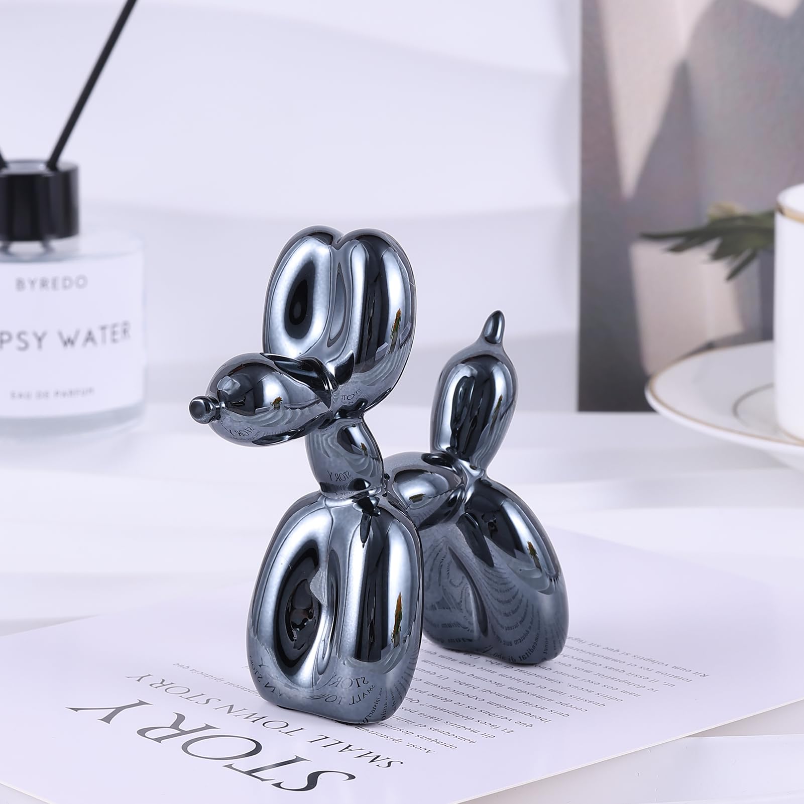 Black Balloon Dog Sculpture - Modern Gold Balloon Animal Decor for Preppy Room, Shelf, Desk & Office - Cute Home Decor Statue for Bedroom, Living Room & Workspace