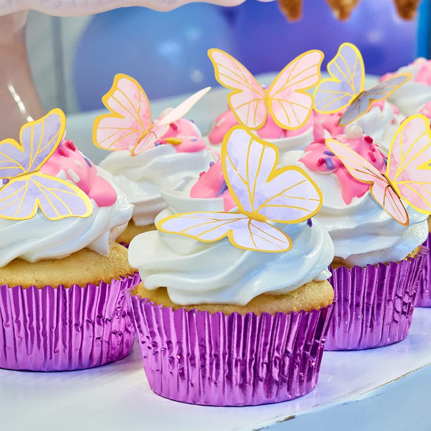 Handmade Unicorn Cake Topper with 10 Gold Swirl Candles & Cake Cutter - Includes Eyelashes for Magical Birthday Parties, Baby Showers & Weddings | Perfect Unicorn Cake Decorations for Girls
