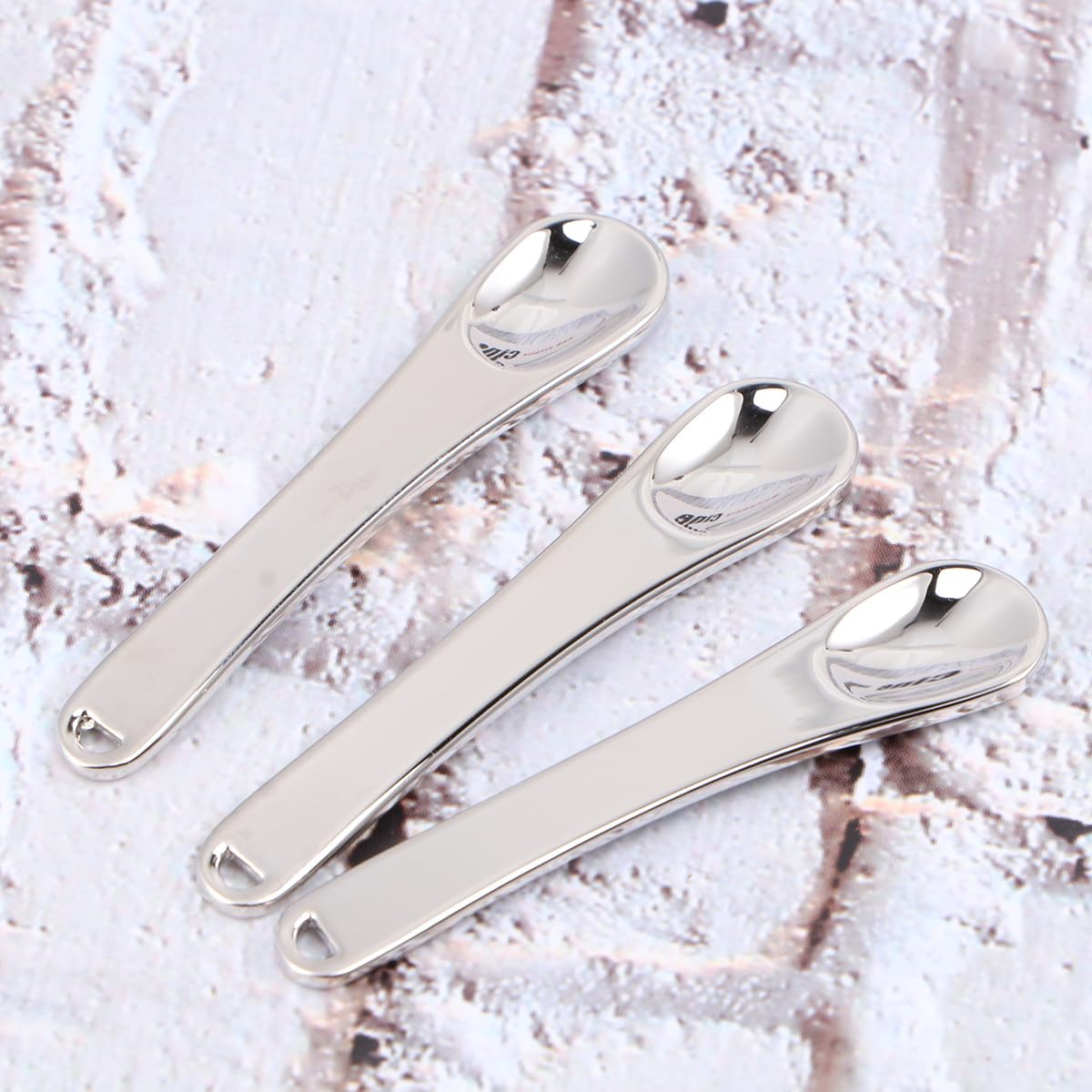 Healifty 5-Piece Mini Metal Cosmetic Spatula Set - Reusable Skincare Spoon for Creams, Lotions & Moisturizers | Perfect for Facial Application & Travel Beauty Kits