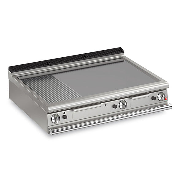 Baron 3 Burner Gas Fry Top 700Mm Depth Commercial Griddle with 2/3 Smooth & 1/3 Ribbed Mild Steel Plate - Thermostat Control Q70FTT/G1220 - Perfect for Restaurants, Diners, and Outdoor Cooking