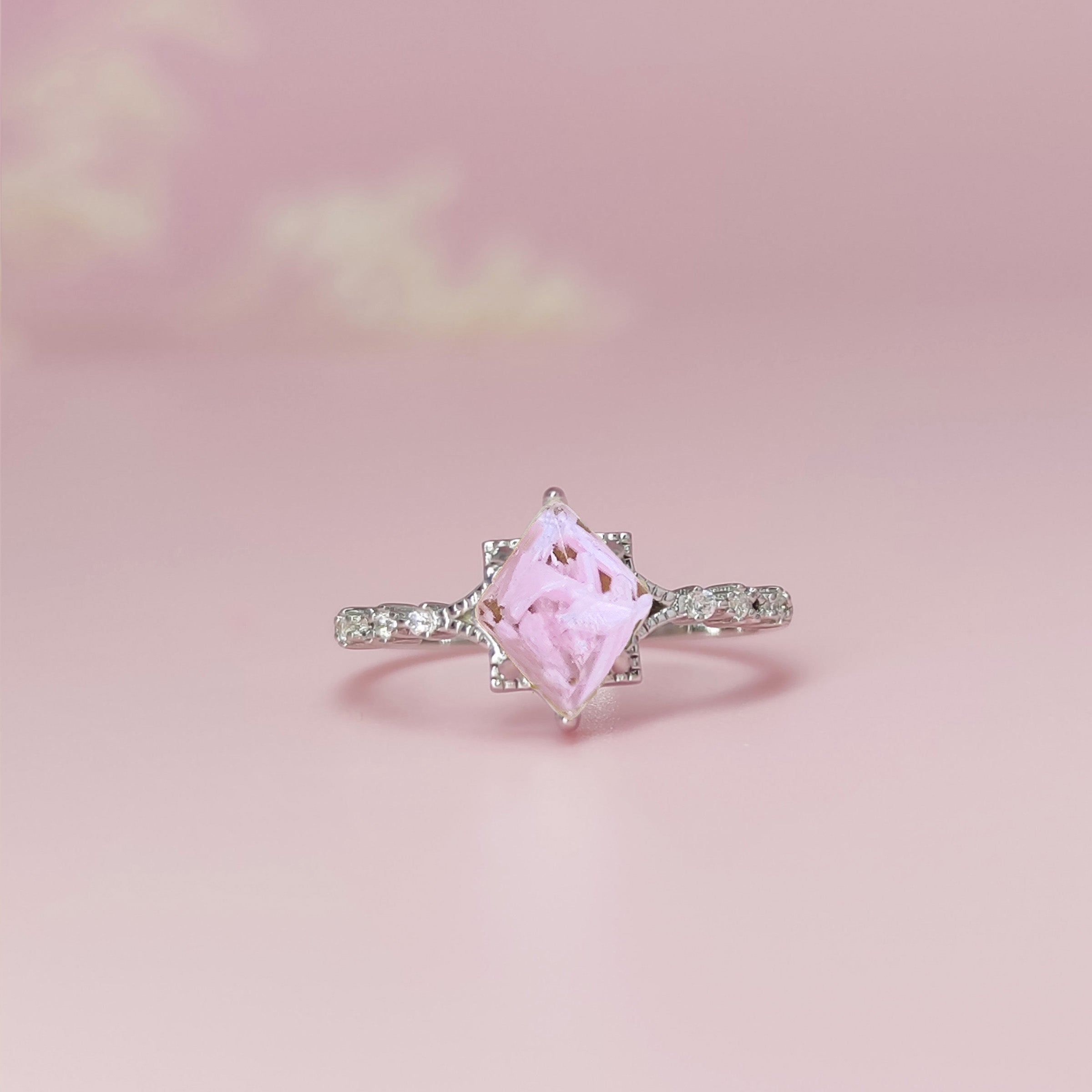 Sterling Silver Diamond Shaped Ashes Ring DIY Kit - Memorial Jewelry for Loved Ones - Perfect for Cremation Keepsake, Remembrance Gifts & Personalized Memorial Jewelry