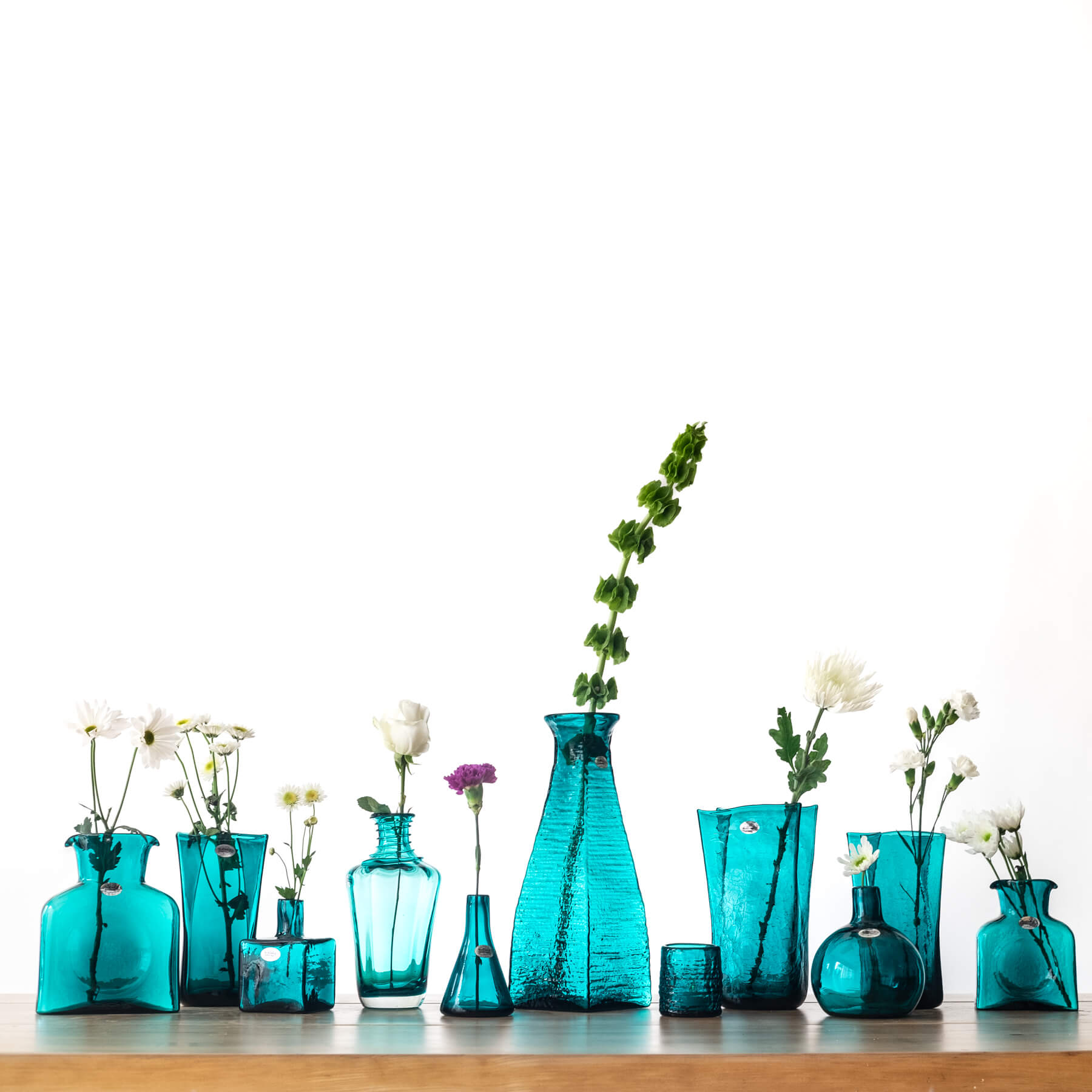 8813S Small Cerulean Blue Paper Bag Vase - Perfect for Home Decor, Wedding Centerpieces & DIY Floral Arrangements
