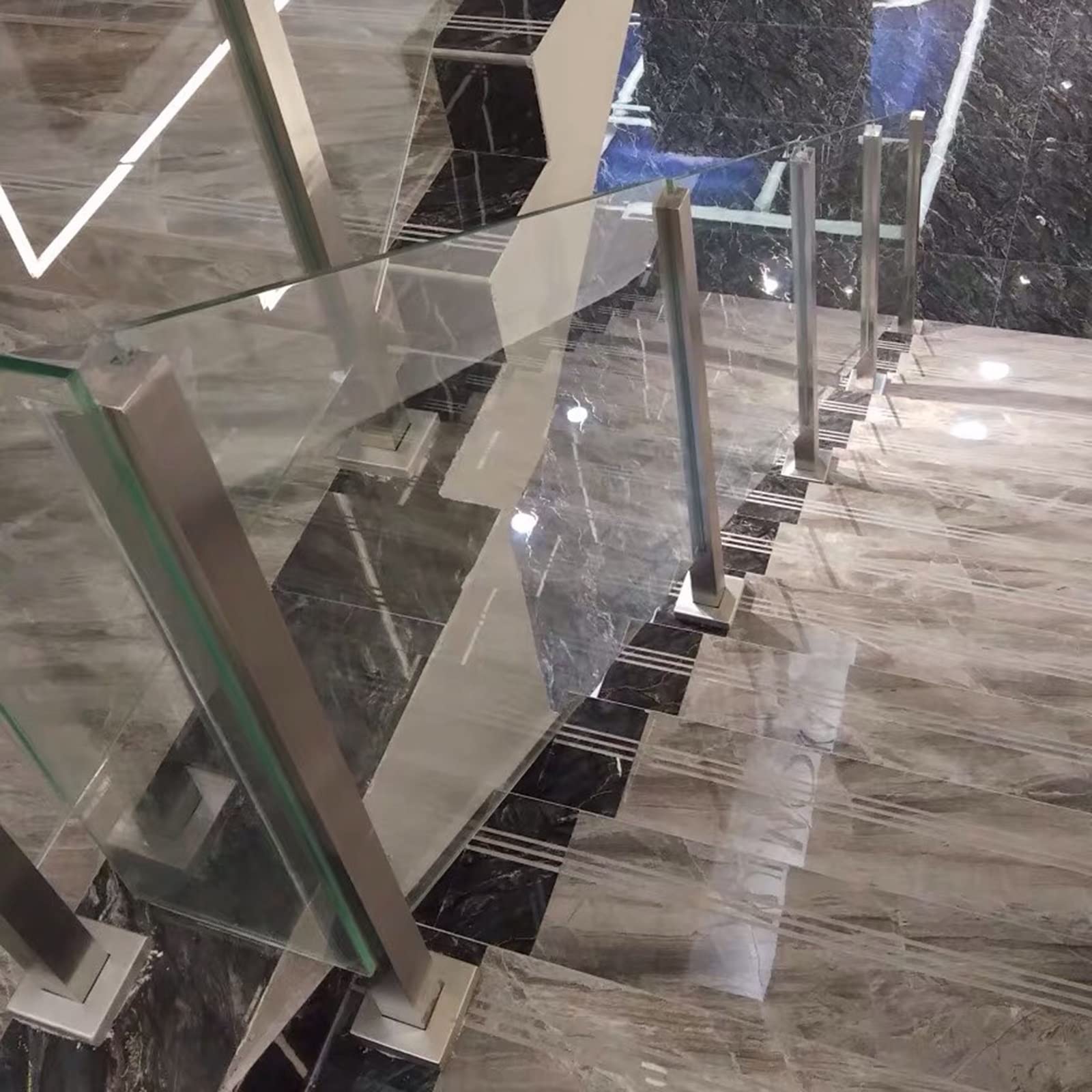 10-12mm Silver Square Glass Panels Plastic Plates with Stainless Steel Guardrail Clamps - Attic Staircase, Hotel Patio Decoration Fencing System Posts (Base Rail, Middle Corner & End Columns) - Perfect for Balcony Safety, Stair Railings & Outdoor Decor