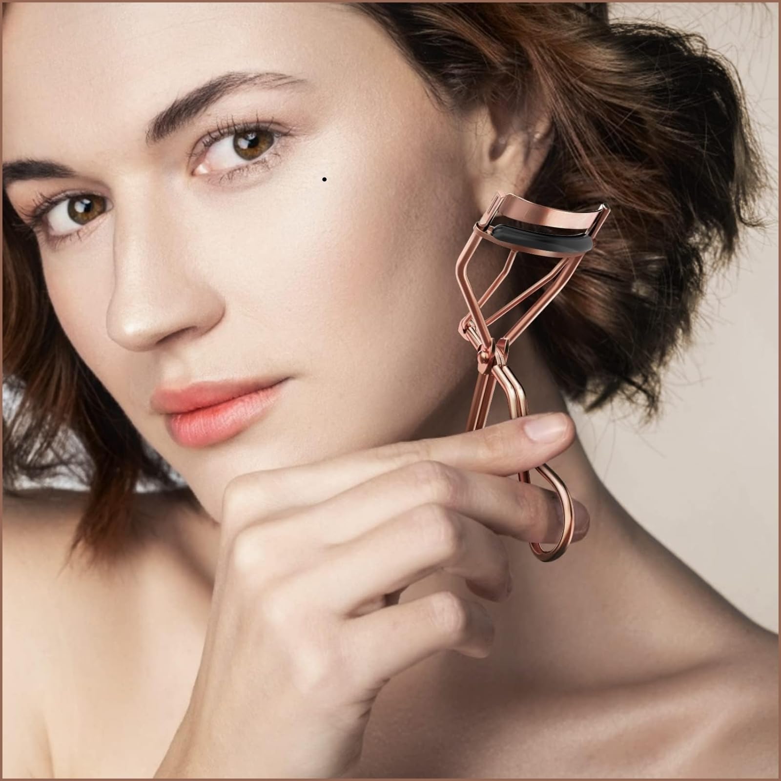 Professional Eyelash Curler for All Eye Shapes - Curved Lash Curler with Silicone Pad, Rose Gold Eyelash Curling Tool for Women | Perfect for Daily Makeup, Bridal Looks & Special Occasions