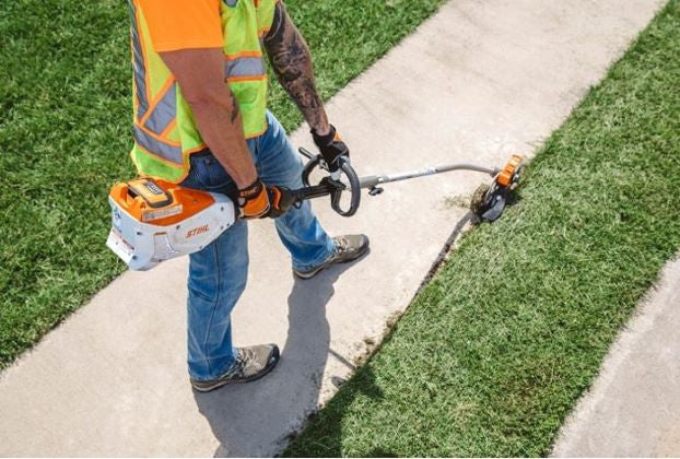 STIHL KMA 135 R Cordless Battery Powered KombiMotor - Multi-Purpose Garden & Yard Tool for Trimming, Pruning & Landscaping
