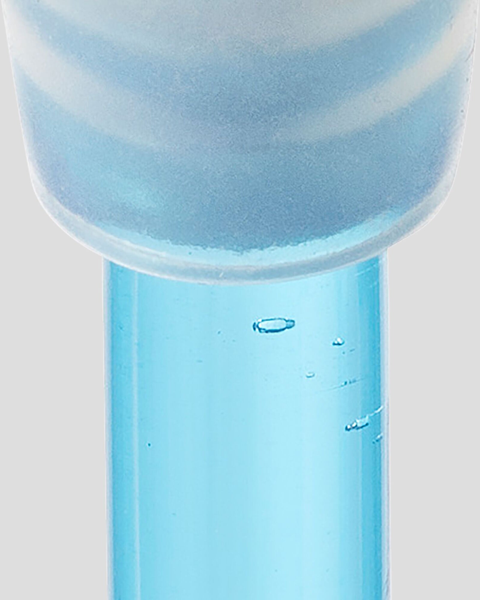Salomon Soft Reservoir 2L Hydration Bladder - Clear Blue for Hiking, Running & Outdoor Adventures