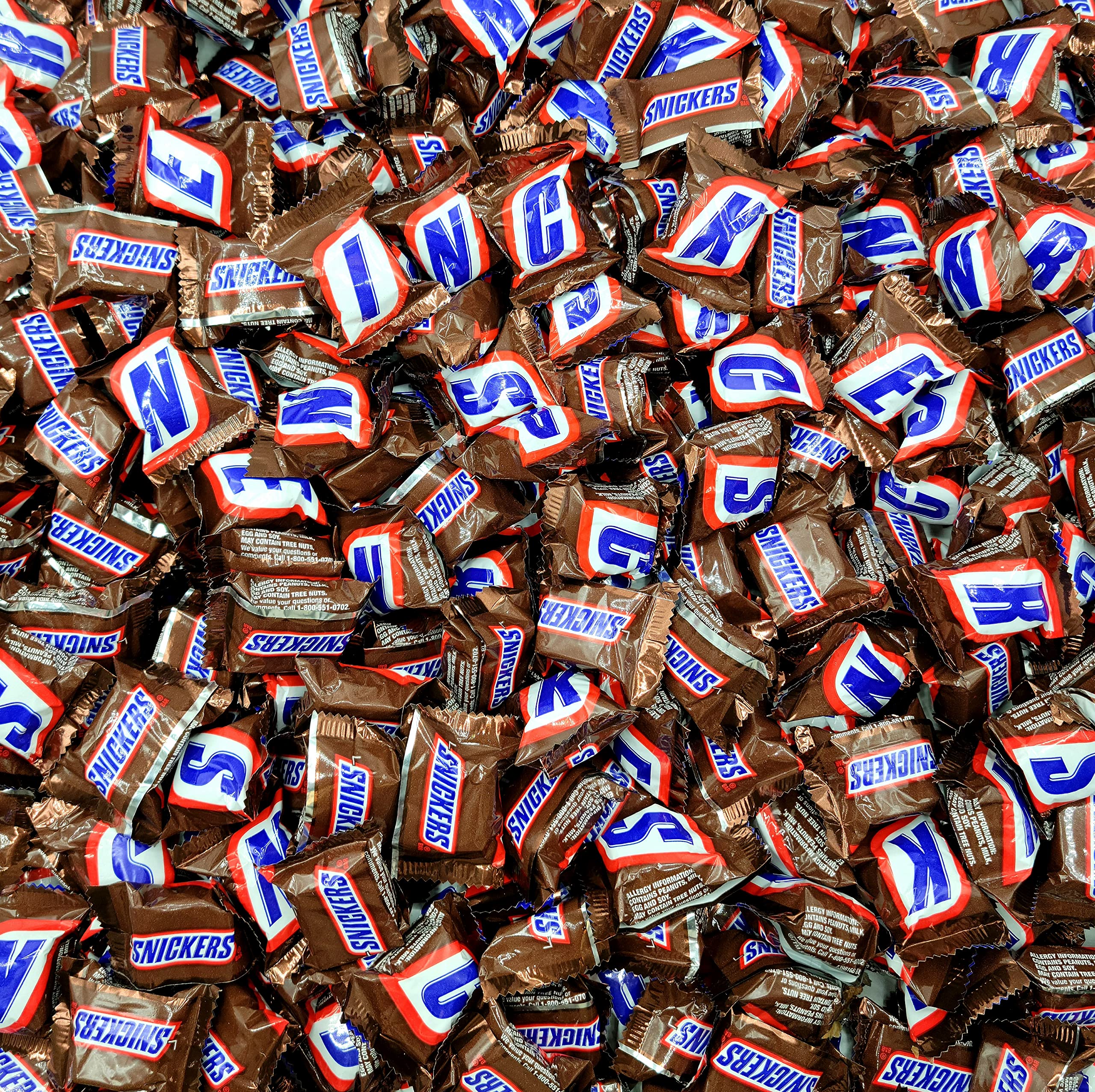 Snickers Minis Chocolate Caramel Candy Bars - Individually Wrapped Peanut Nougat Snack Size Candies - Bulk 1lb Pack for Halloween, Party Favors, Office Treats & Road Trips
