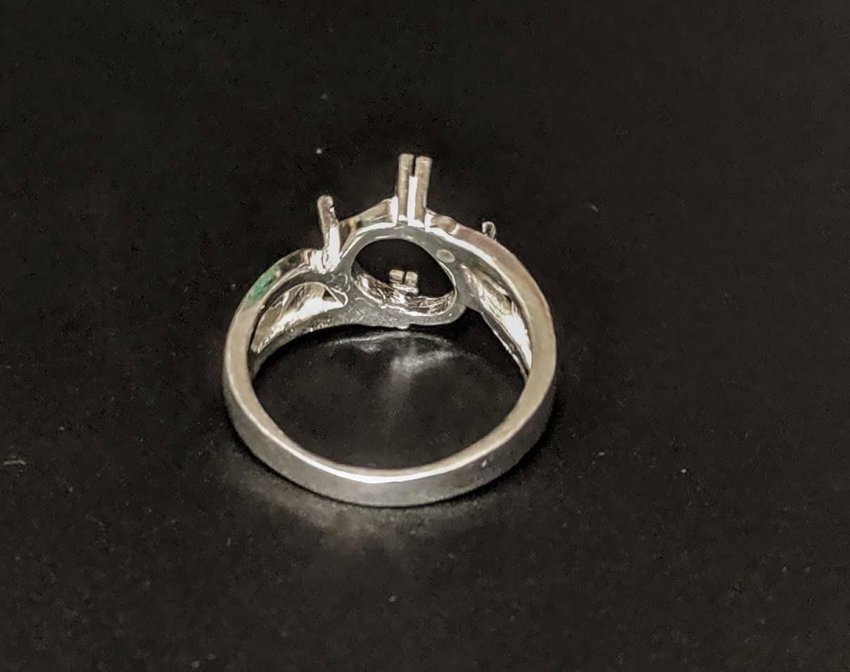 Solid Sterling Silver or 14kt Gold 8x6mm Oval 4-Prong Pre-Notched Blank Ring Setting - Size 7 (Item# 163665/143665) - Perfect for Engagement Rings, Wedding Bands & Jewelry Making