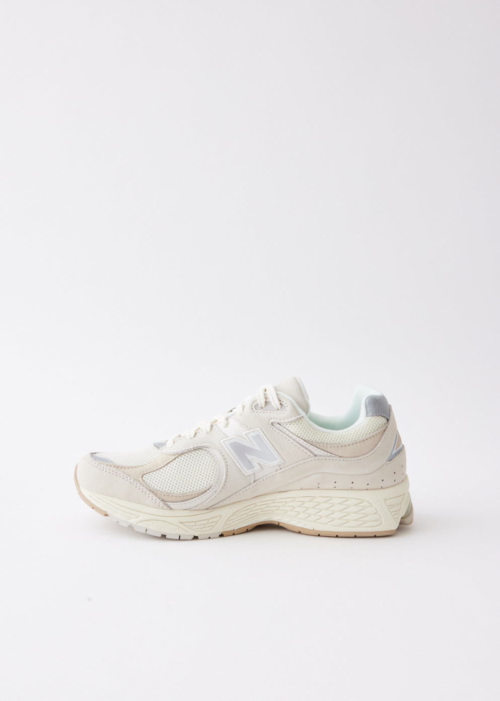 New Balance 2002RAA 'Cream' Retro Running Sneakers for Men - Lightweight Comfortable Casual Shoes for Walking, Gym & Everyday Wear