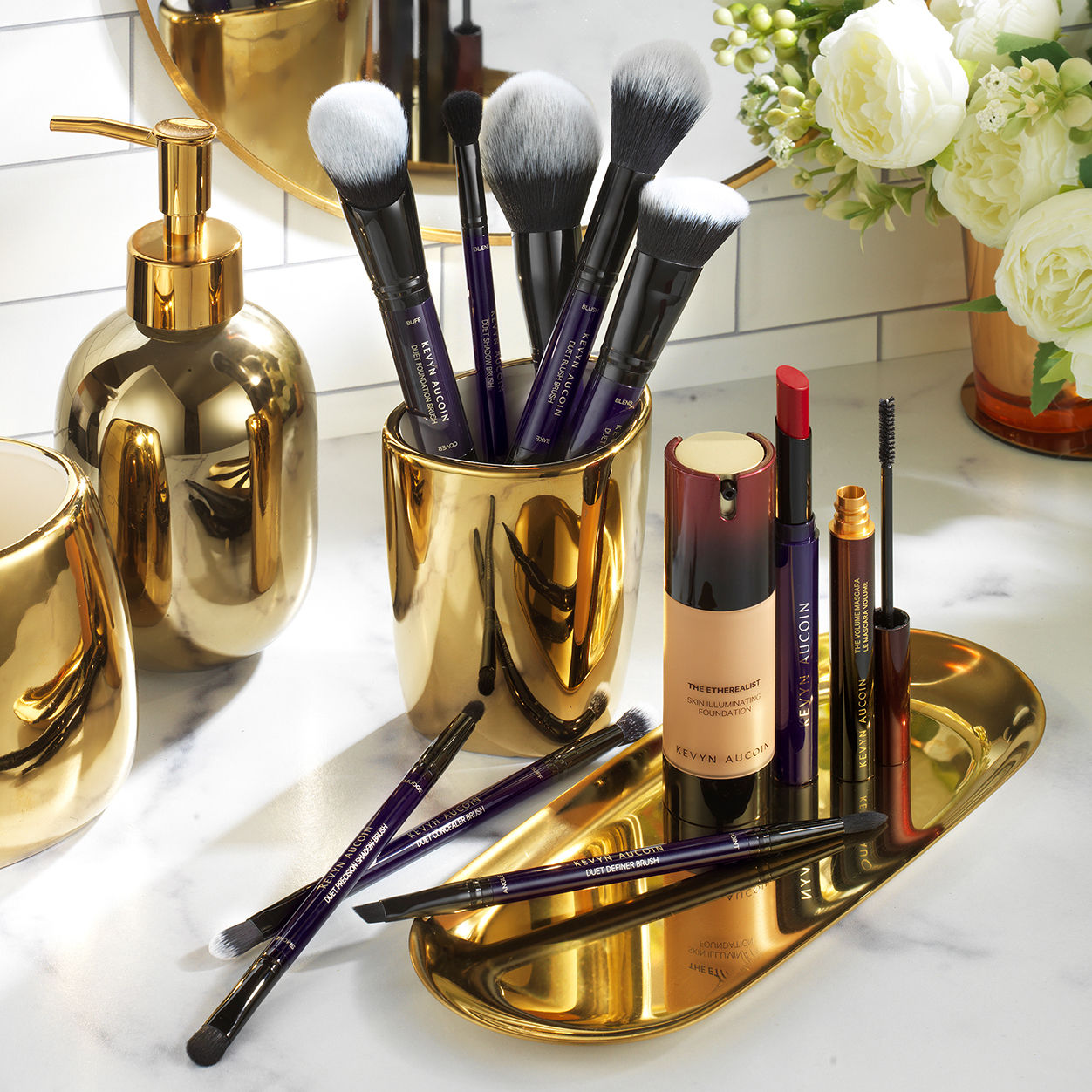 Professional Duet Shadow Brush Set for Eyeshadow Blending - Perfect for Smokey Eye & Natural Makeup Looks