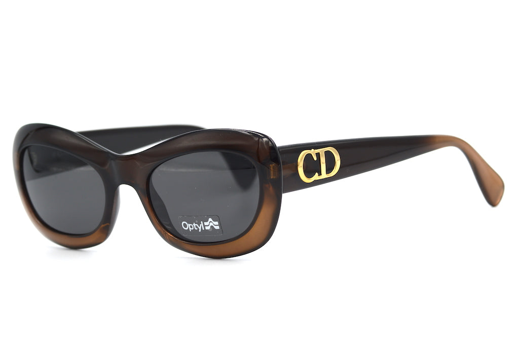 Christian Dior 2974 14D Sunglasses - Luxury Designer Shades for Women - UV Protection & Fashion Statement - Perfect for Beach, Driving & Outdoor Activities