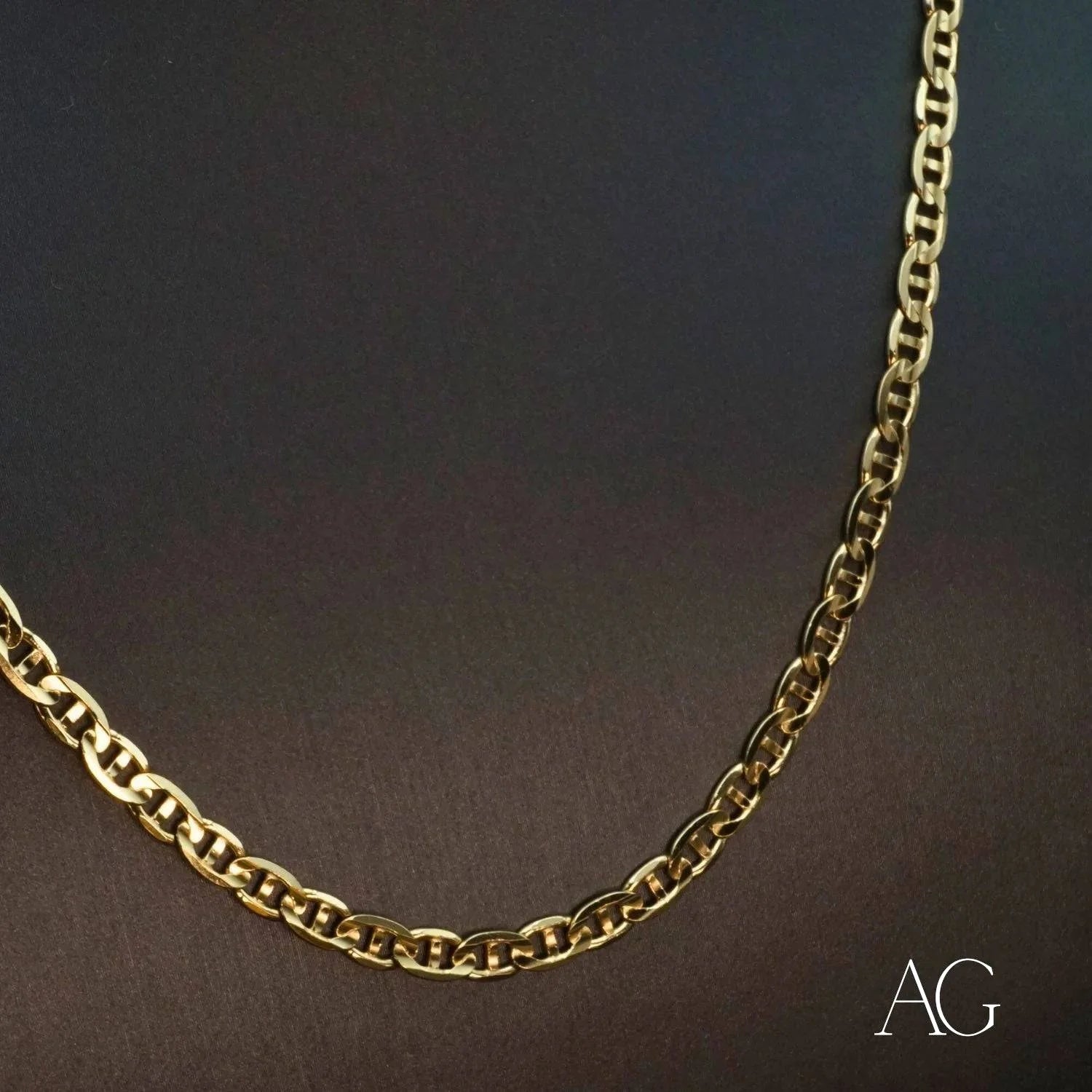 18K Gold Anchor Chain Necklace for Women - Elegant & Durable Jewelry Gift for Anniversary, Birthday, Valentine's Day | Perfect for Layering, Everyday Wear & Special Occasions