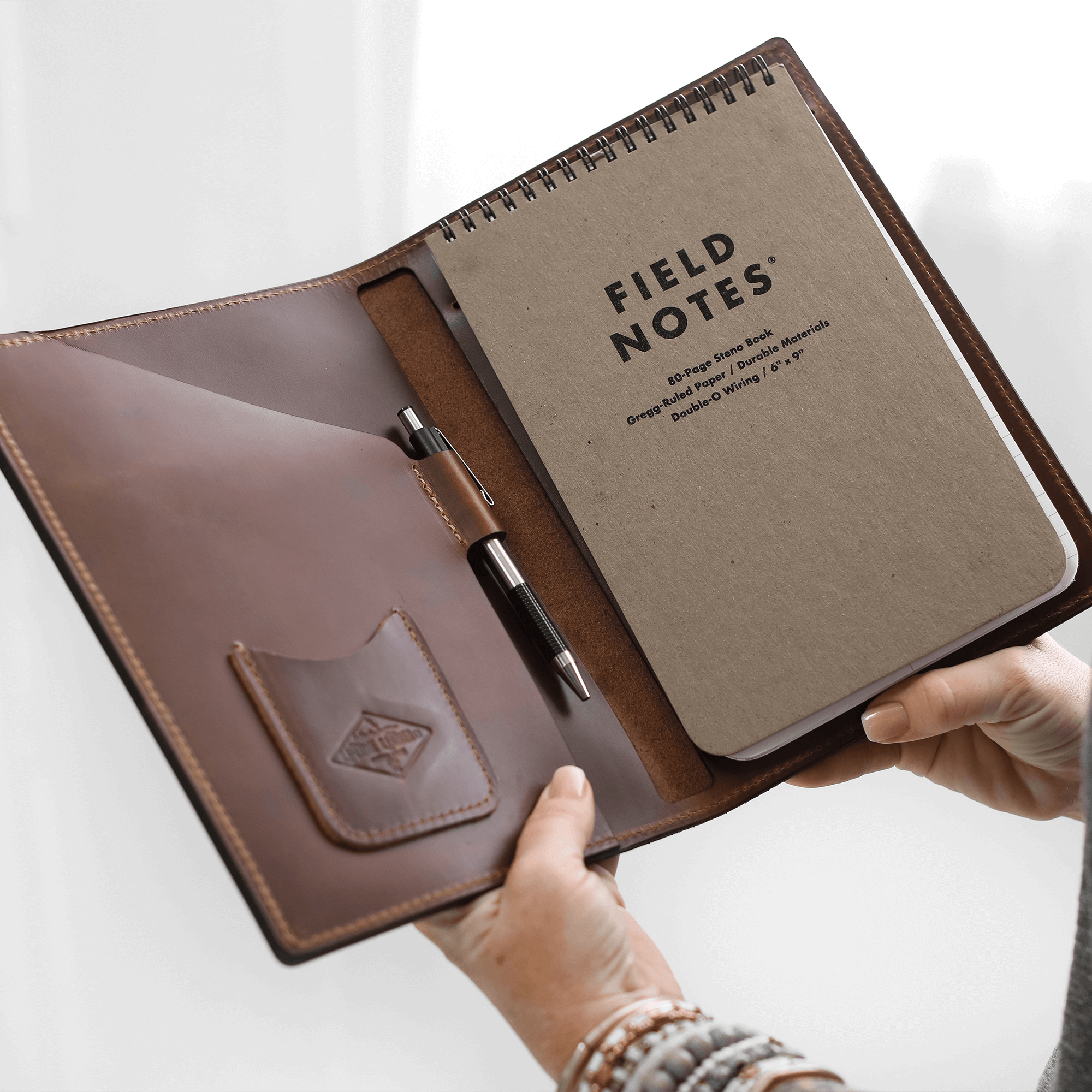 Premium Leather Steno Notebook - Professional Writing Pad for Journaling, Note Taking & Meetings - Classic A5 Size with Smooth Lined Pages
