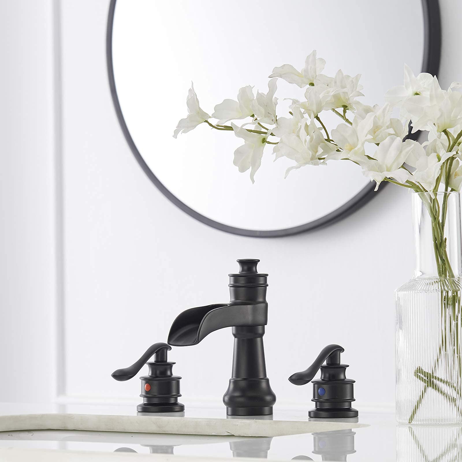 Black Bathroom Sink Faucet Waterfall Single Hole & Kitchen Faucet with Pull Down Sprayer - 3 Mode Outlet for Modern Home Renovation | Perfect for Bathroom Vanity, Kitchen Sink, and Commercial Use