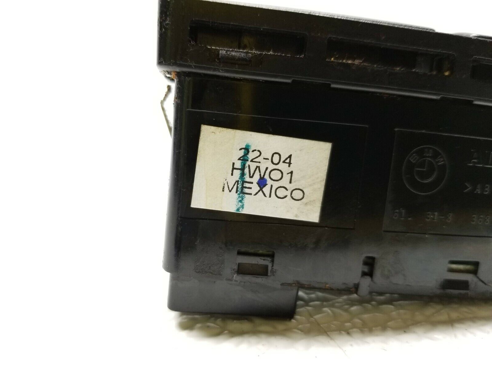 Original BMW E46 Hazard Lock Switch 8368920 OEM Replacement Part - Compatible with 01 02 03 04 05 Models - Perfect for DIY Car Repairs & Emergency Situations