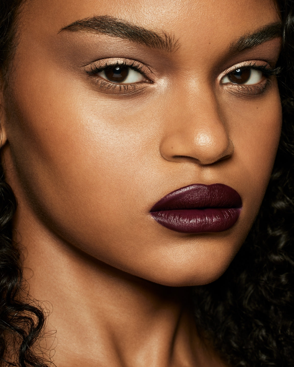 Stunna Lip Paint Longwear Fluid Lip Color - Underdawg | Smudge-Proof Matte Liquid Lipstick for All-Day Wear | Perfect for Parties, Date Nights & Special Occasions