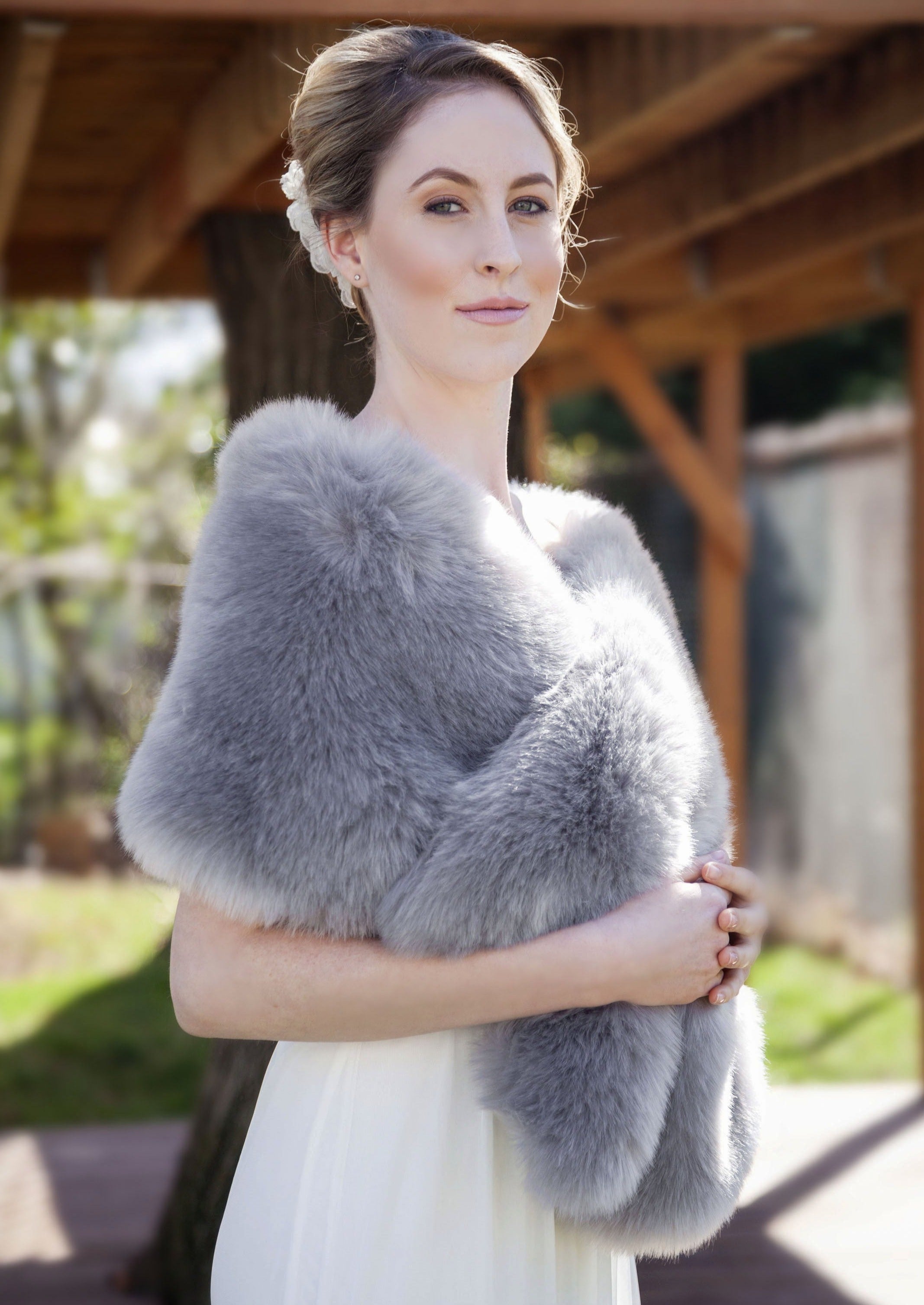 Light Gray Fur Shawl for Women - Soft & Warm Winter Wrap - Elegant Lilian Gry01 Shawl for Parties, Weddings & Evening Events