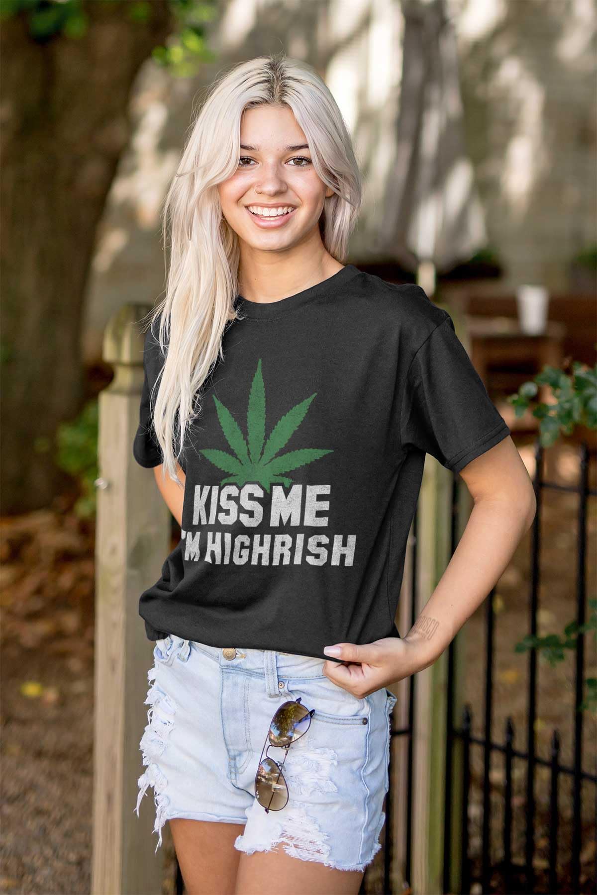 Funny Cannabis Leaf 'Kiss Me I'm High' Graphic T-Shirt for Men & Women - Perfect for Stoner Gifts, 420 Parties & Casual Wear