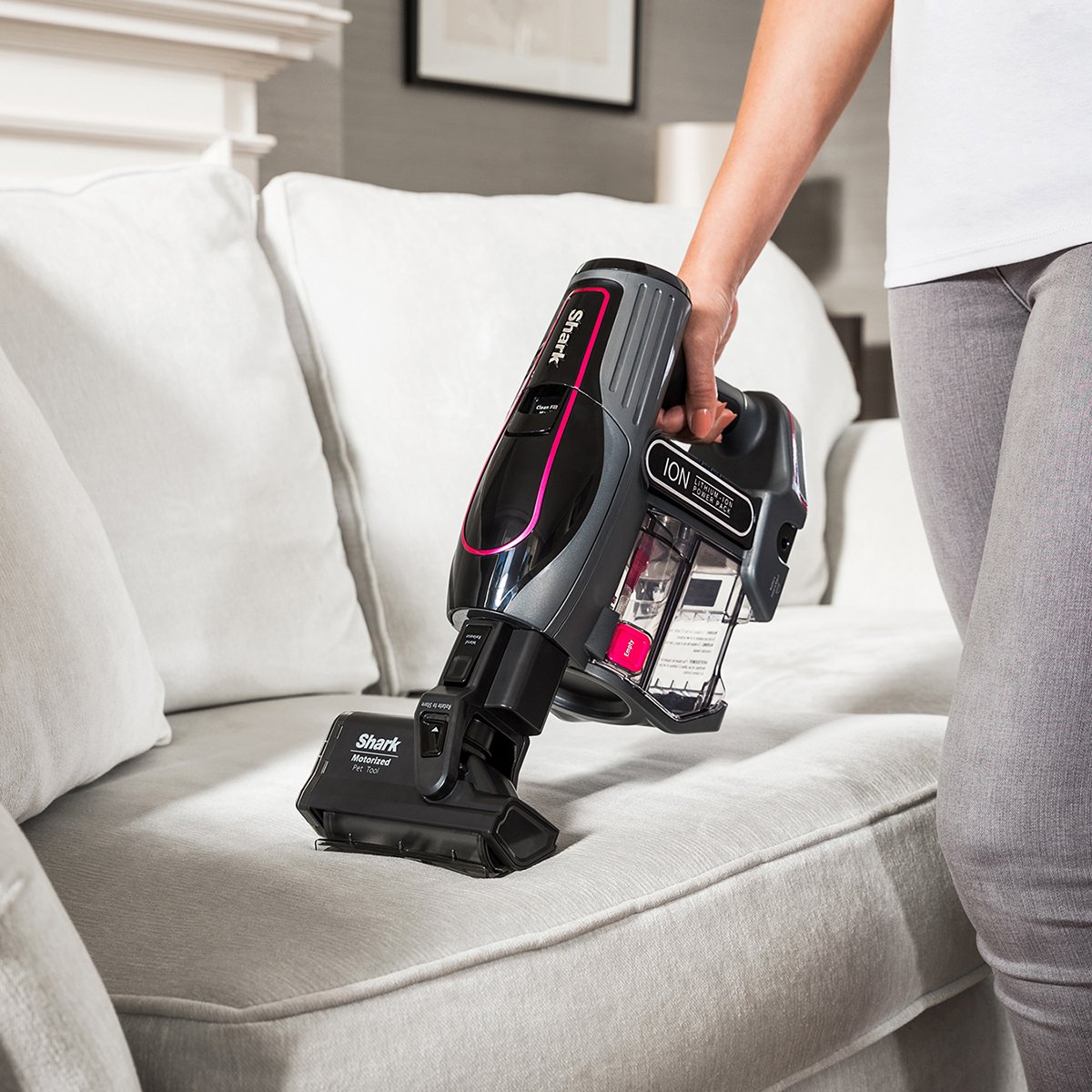 Shark Official Motorized Pet Hair Brush Tool [3468FC200EUK] - Compatible with Shark Cordless Vacuum Cleaners - Perfect for Removing Pet Hair from Furniture, Carpets & Car Seats