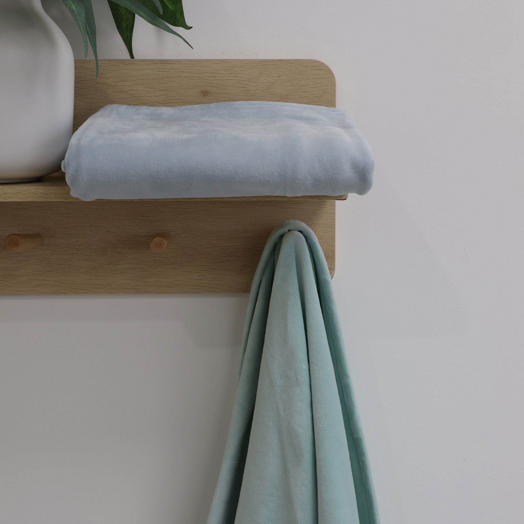 Nordic 2-Pack Stretchy Velour Cuddle Blankets - Sky Blue & Mint Green | Ultra Soft Throw Blankets for Couples, Sofa & Bed | Perfect for Winter Snuggling, Movie Nights & Gift Giving