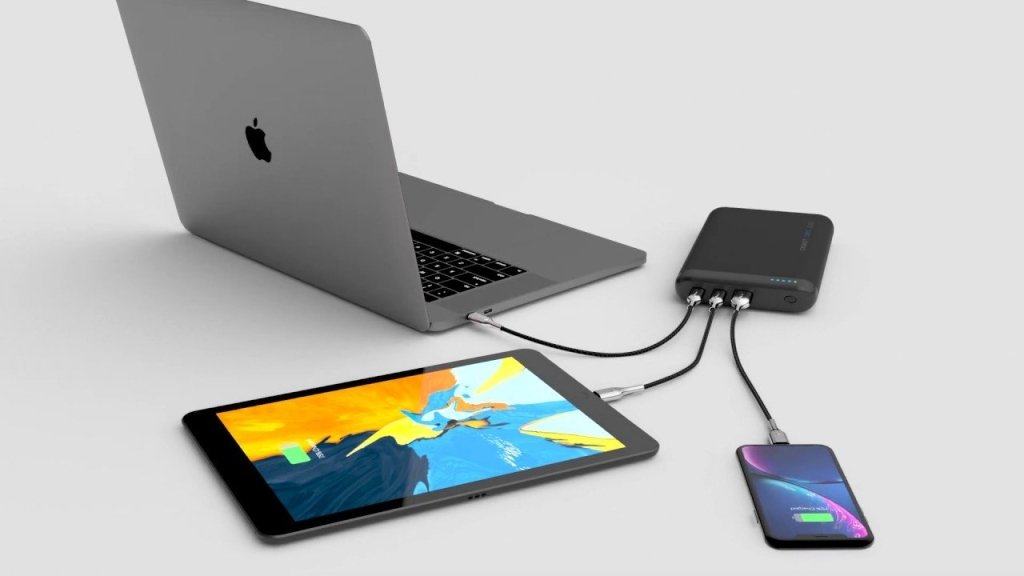 Cygnett ChargeUp Pro 27000mAh 72W USB C Power Bank - High Capacity Portable Charger for iPhone, Android, Laptop | Fast Charging for Travel, Camping, Emergency Power Backup