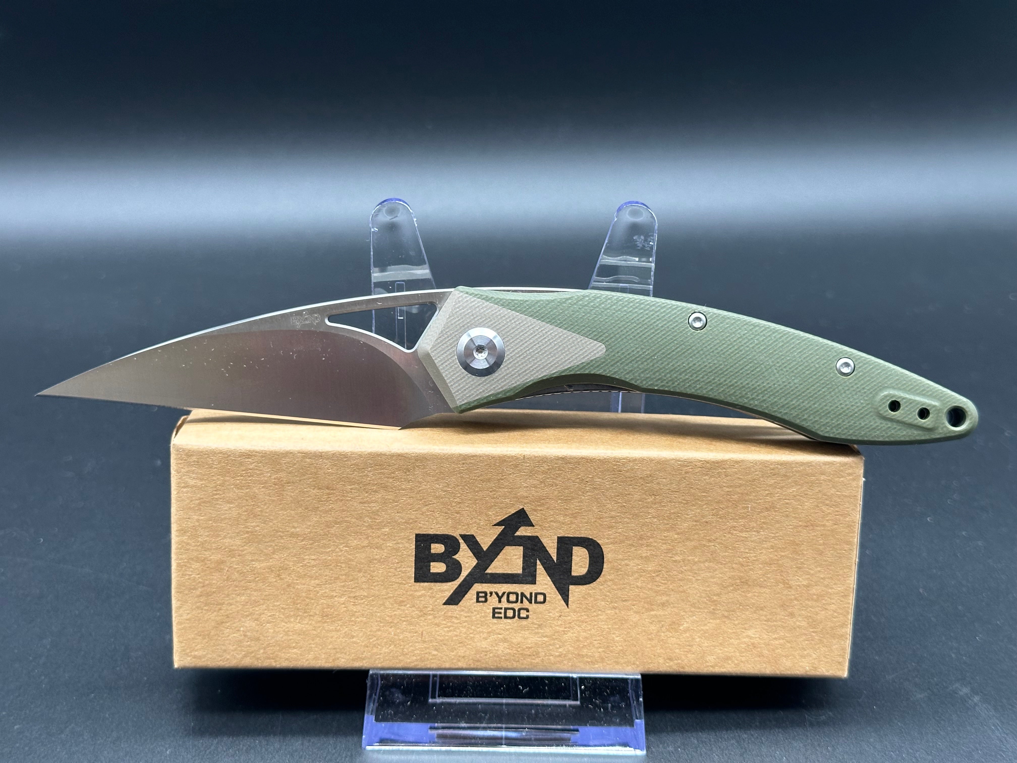 BEYOND EDC GEO Green G10 Handle VG-10 Wharncliffe Plain Edge Knife - Outdoor, Camping, Survival & Everyday Carry Tool