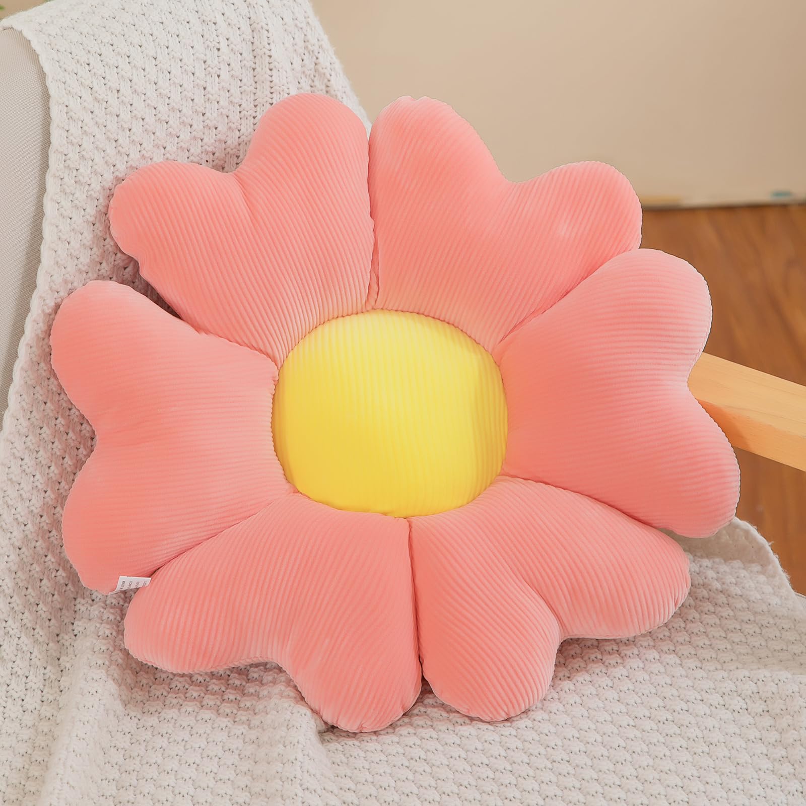 Menoeceus Floral Shaped Throw Pillow - Decorative Flower Cushion for Bedroom, Sofa & Chair - Soft Pink Heart Pillow (13.7 Inch) - Perfect for Home Decor, Living Room Accent & Cozy Floor Seating