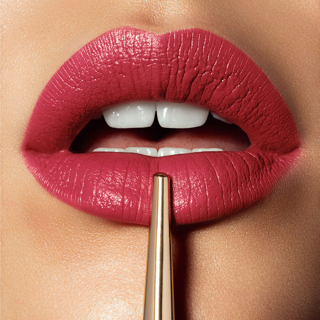 Confession Ultra Slim Refillable Lipstick - High Intensity Long Lasting Matte & Glossy Finish - Perfect for Everyday Wear, Date Night & Special Occasions