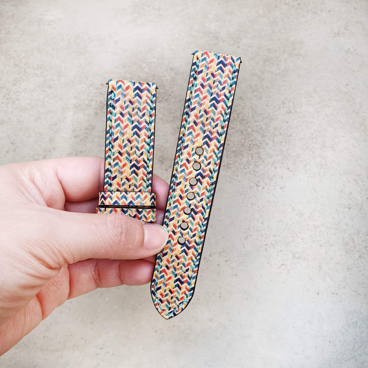 Premium Genuine Leather Apple Watch Band for Series 1/2/3/4/5/SE - 38mm 40mm 42mm 44mm Sizes - Handcrafted Stitched Replacement Strap - Perfect for Business, Casual & Outdoor Activities