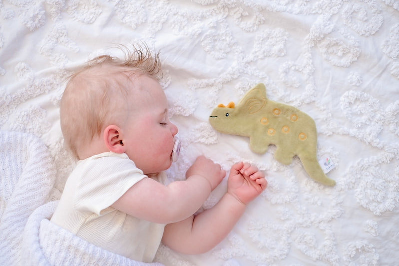 Tikiri Crinkle Scrunch Sensory Toy for Kids - Dinosaur Triceratops Shape - Autism & Stress Relief - Perfect for Fidgeting, Classroom, Travel & Sensory Play