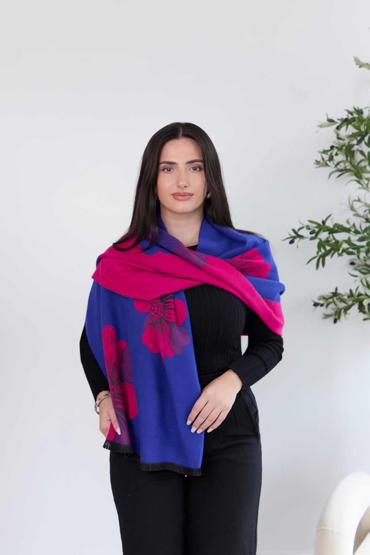 Elegant Fresh Floral Reversible Scarf for Women - Lightweight Fashion Accessory for Spring & Summer Outfits, Office Wear, and Special Occasions