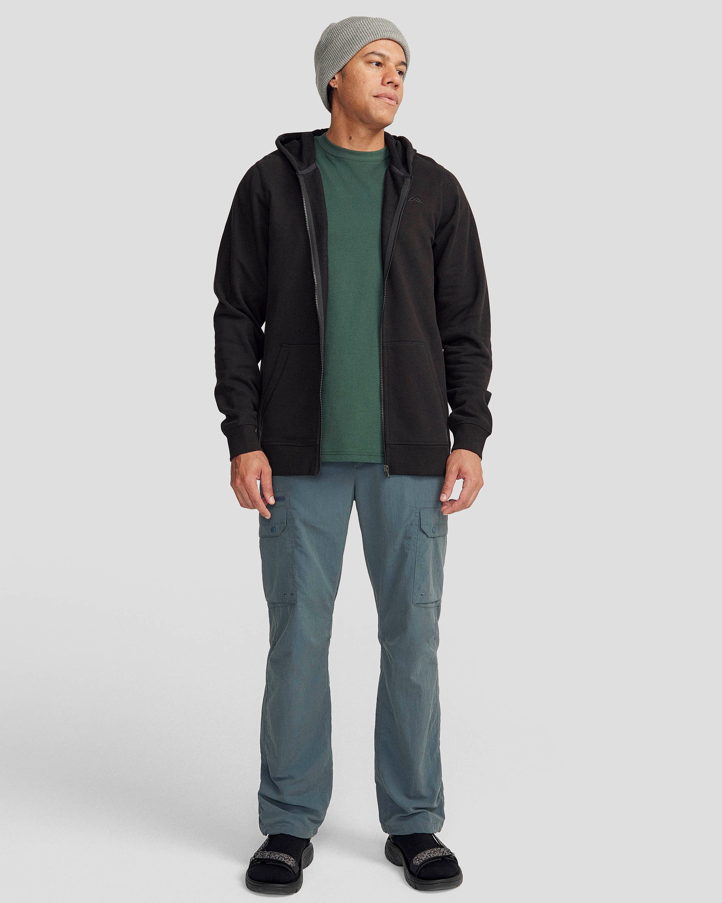 Men's Full Zip Hoodie Black Stingray - Stylish & Comfortable Jacket for Outdoor Activities & Casual Wear