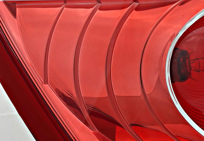 2008-2009 Saturn VUE Red Line Tail Lights Lamps Set - Driver & Passenger Side Replacement Parts - Enhance Visibility & Style for Night Driving