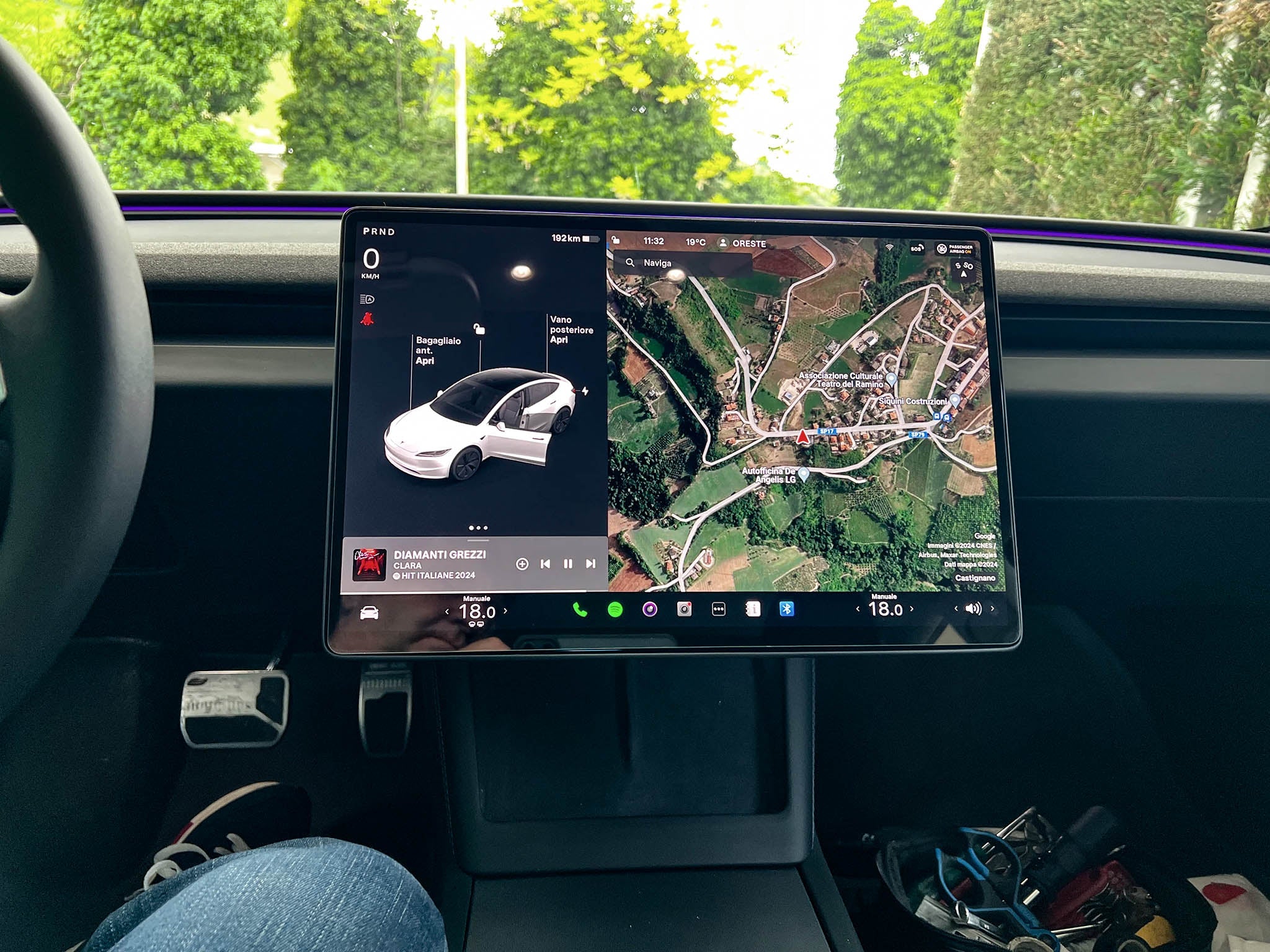 Tesla Model 3 Highland Yoke Steering Wheel & Screen Swivel Mount Bundle - Premium Upgrade Kit for Enhanced Driving Experience | Perfect for Tesla Enthusiasts & Custom Car Modifications