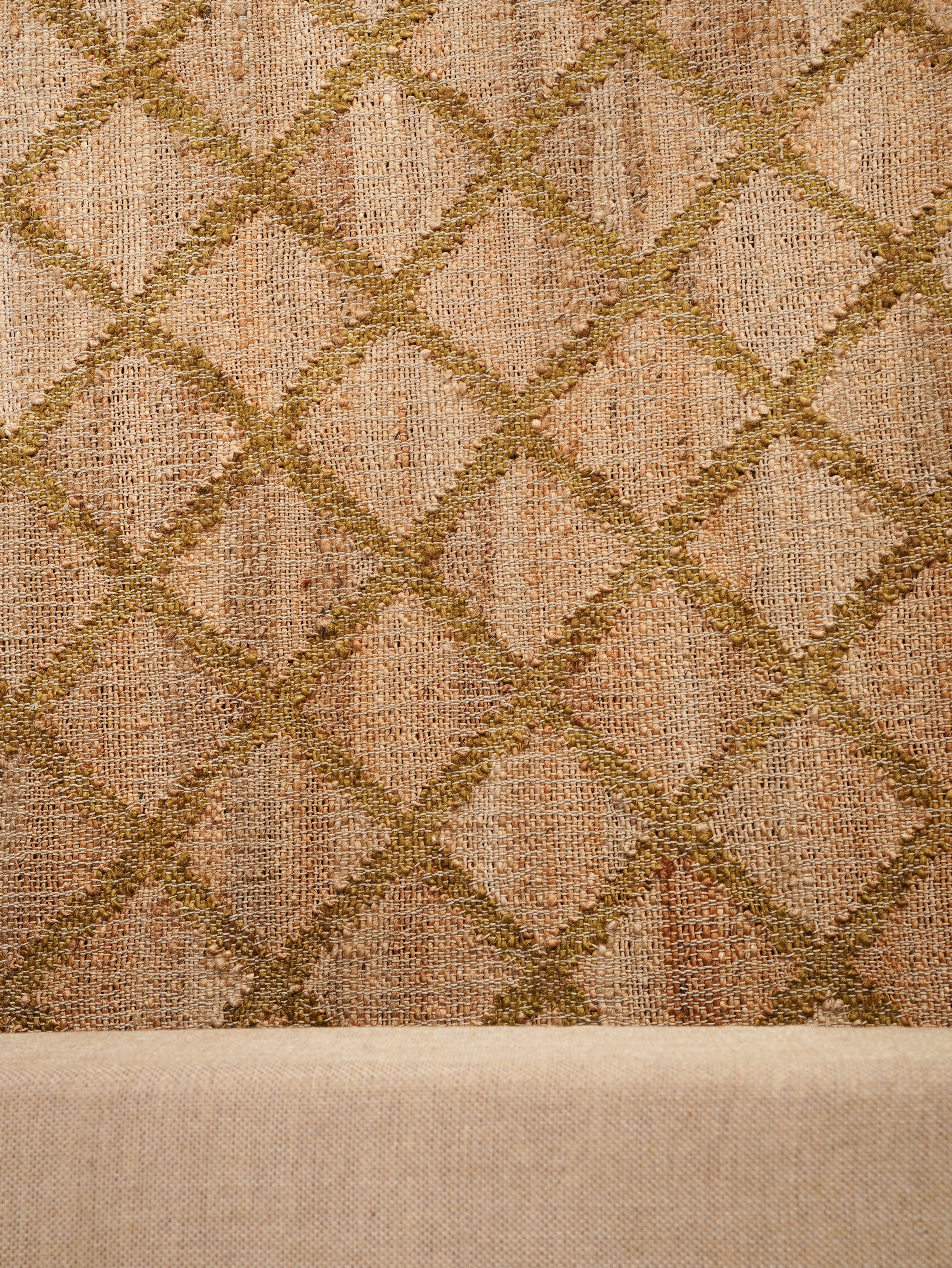 Eco-Friendly Poly Jute Braided Rug - Durable & Stylish Non-Slip Floor Mat for Living Room, Bedroom, or Entryway