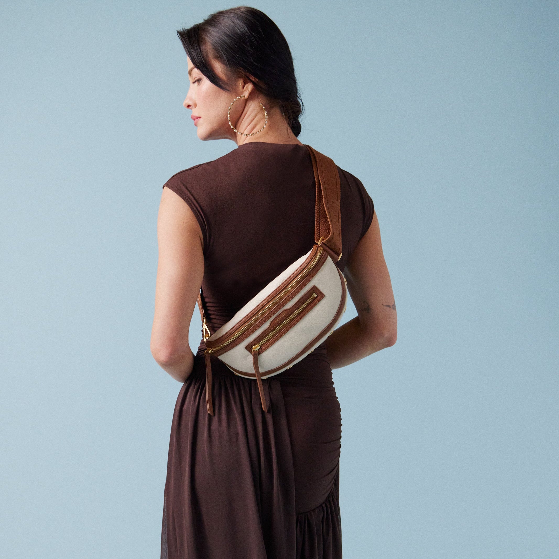 Charles Crossbody Bag for Women | Courtyard Cream & Brushed Gold Leather Medium Shoulder Purse | Perfect for Work, Travel & Everyday Use