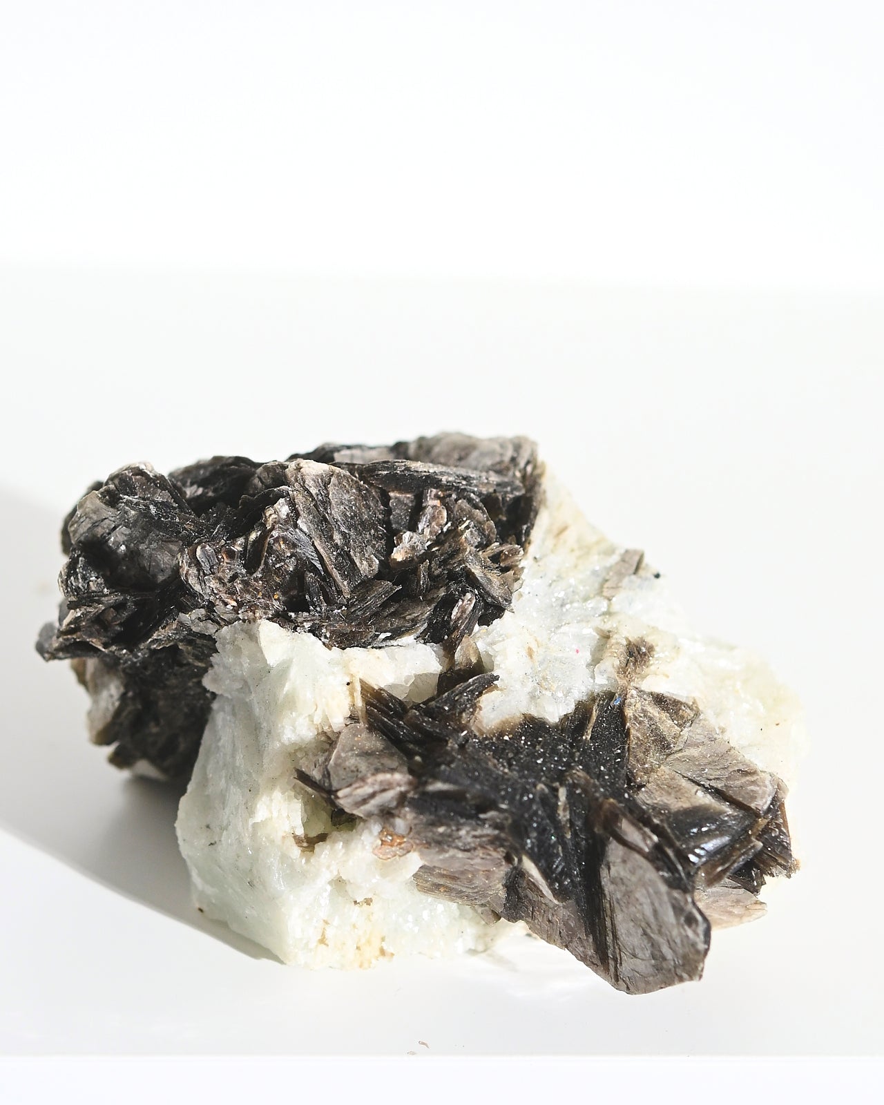 Natural Muscovite & Aquamarine Rough Stone - 4 Inch Specimen for Crystal Healing, Jewelry Making, and Mineral Collection